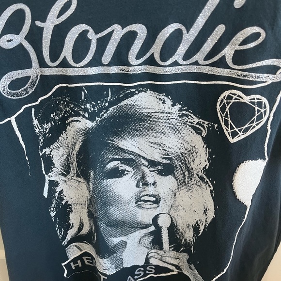 nwot LETLUV anthropologie blondie t shirt medium glitter accents so good! - Picture 6 of 8